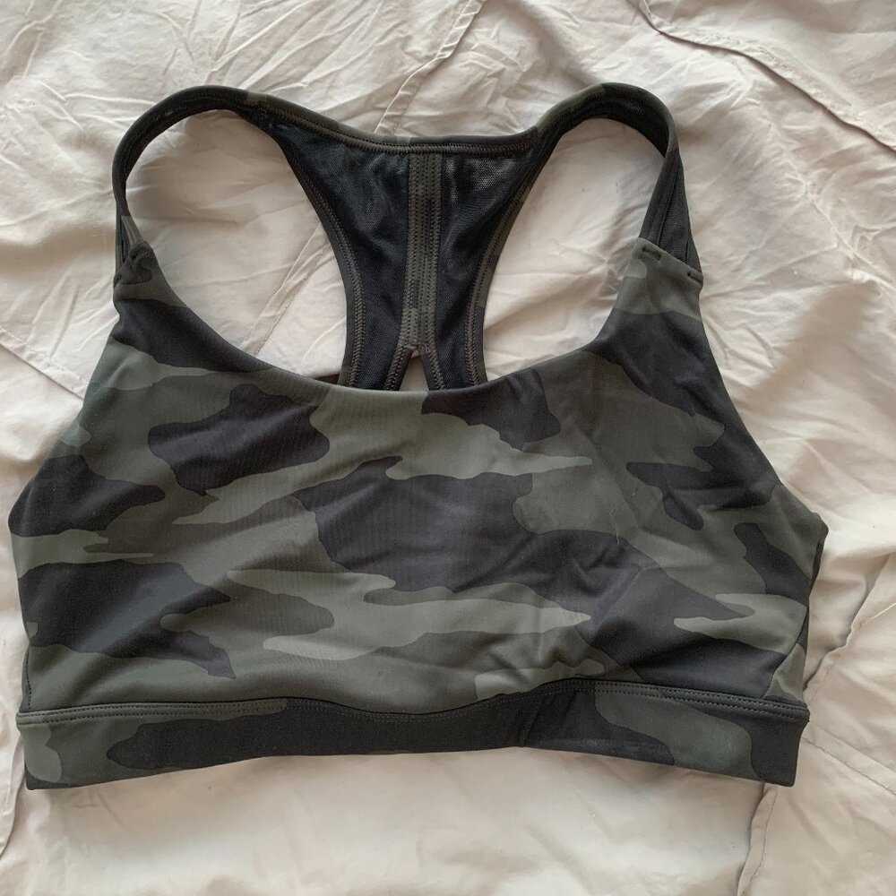 Atlhleta Camoflauge Sports Bra Size S